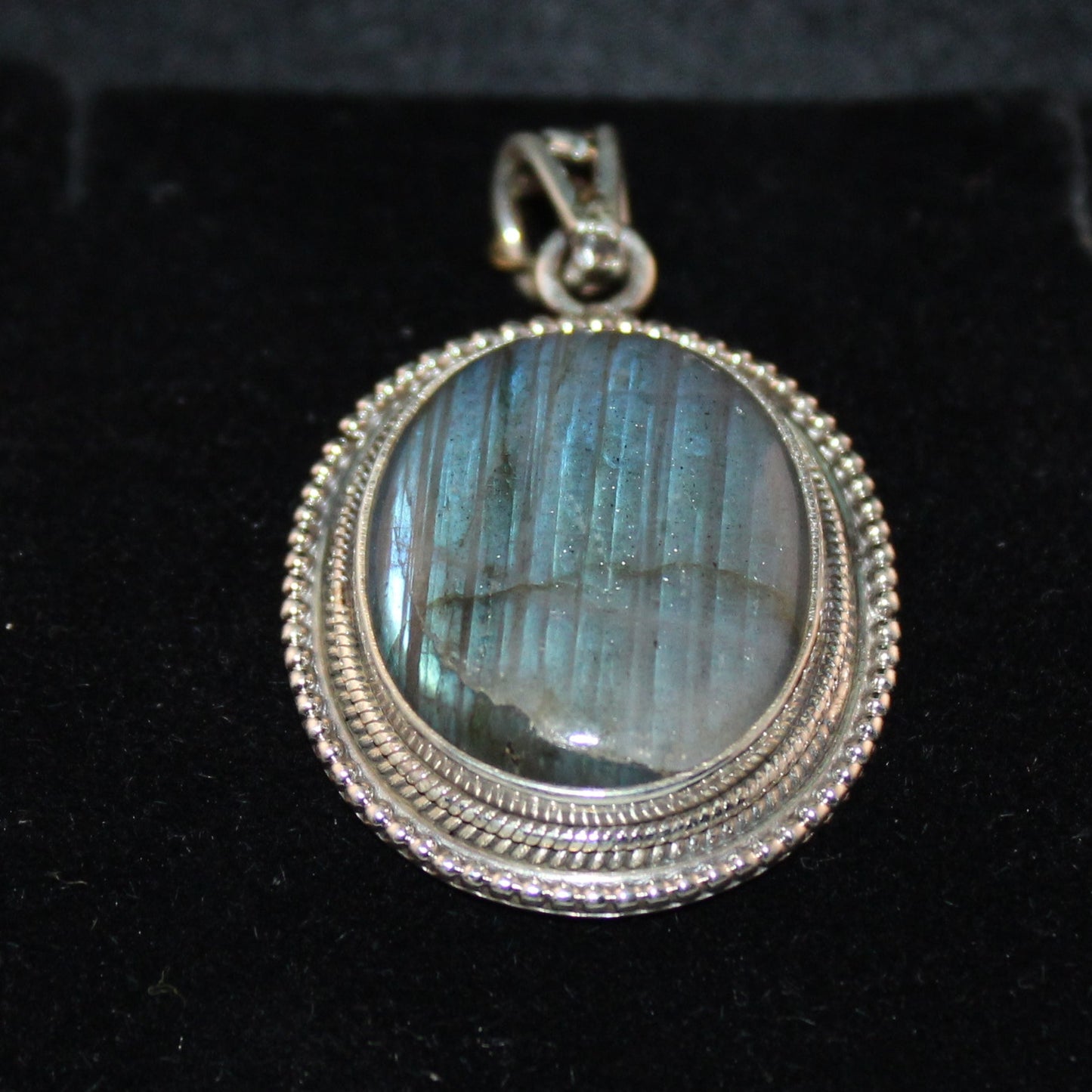 Aurora Mist – Labradorite Oval Pendant