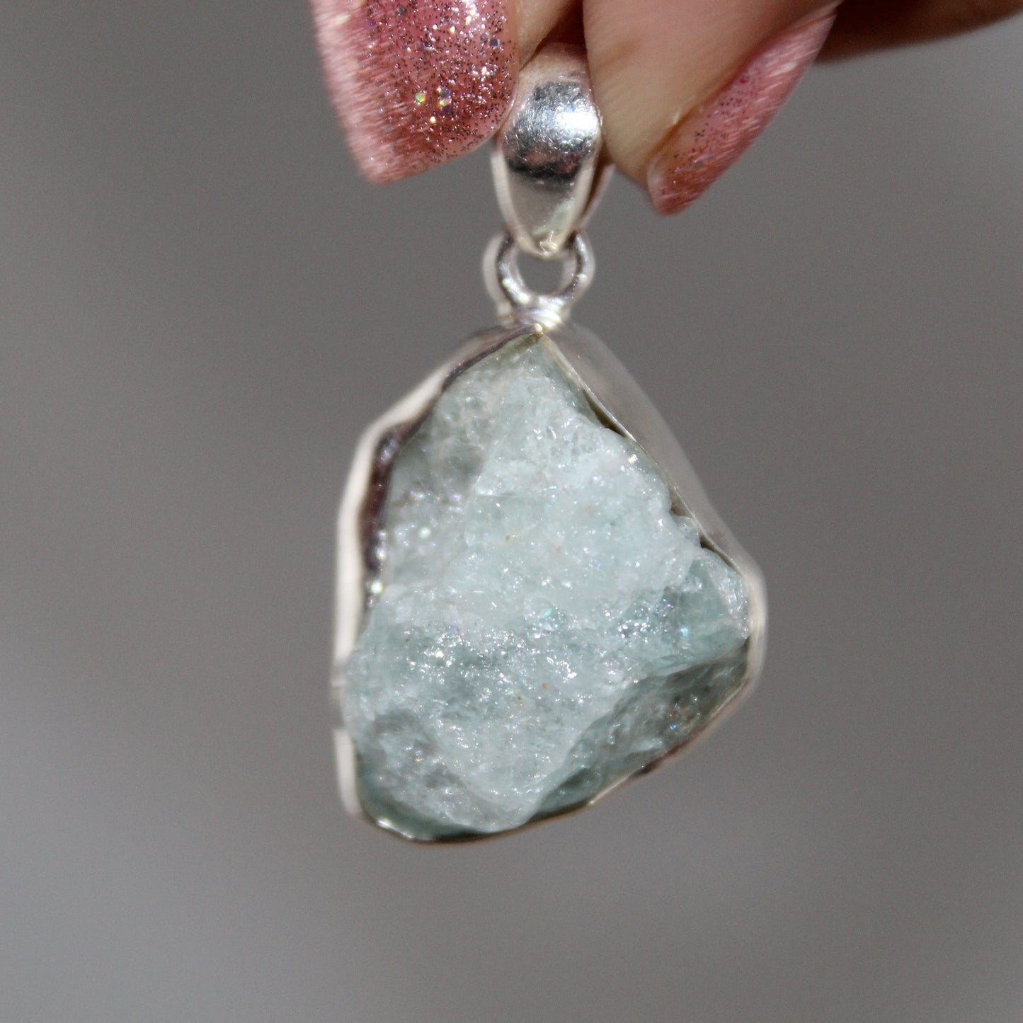 Sea Whisper – Raw Aquamarine Pendant in Sterling Silver