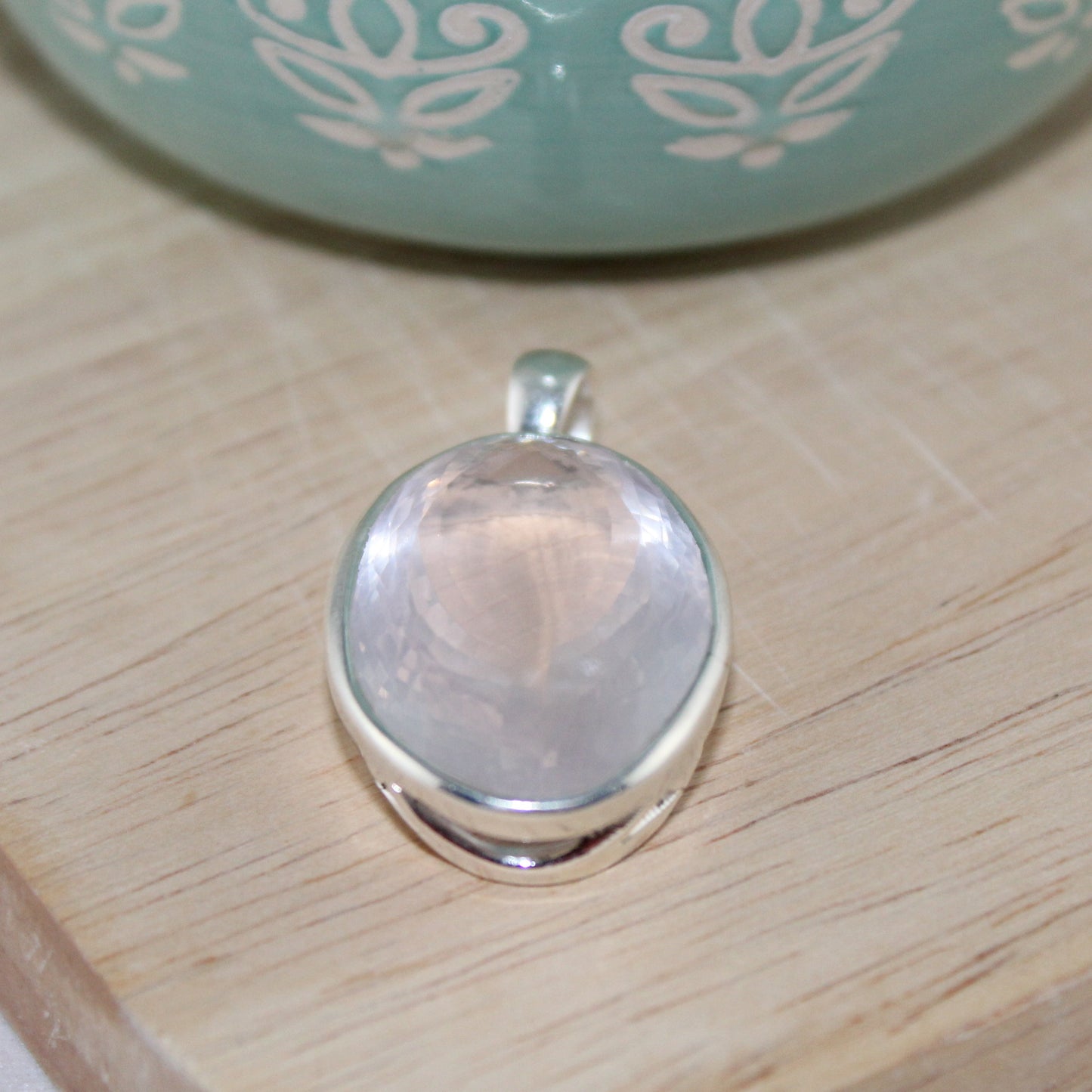Blush Radiance – Faceted Rose Quartz Pendant